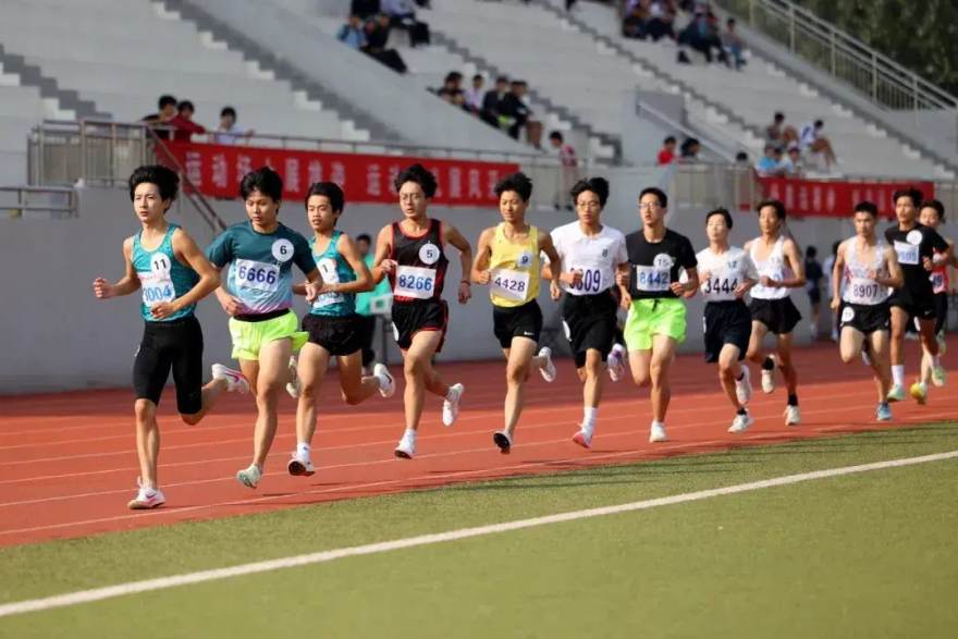 乐球体育 中超争冠冲刺期战力榜：六支球队的阵容深度与赛程解析